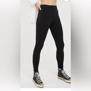 OFFLINE by Aerie Real Me Xtra high waisted pocket leggings large black NWT